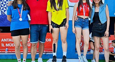 Aydınlı genç sporcular Antalya'ya damga vurdu