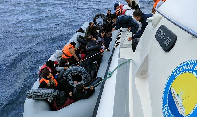 Ayvacık açıklarında 38 kaçak göçmen yakalandı