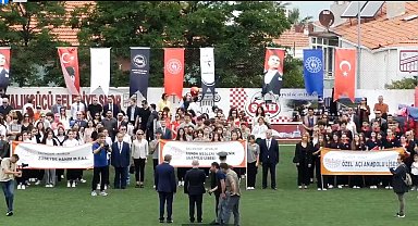 Ayvalık'ta sönmeyen 19 Mayıs coşkusu