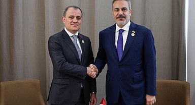 Bakan Fidan, Azerbaycanlı mevkidaşı ve Somali Başbakan Yardımcısı ile görüştü