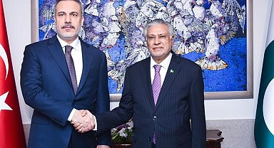 Bakan Fidan, Pakistan Dışişleri Bakanı Dar ile görüştü