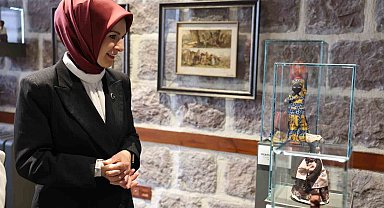 Bakan Göktaş'tan Türkiye'nin ilk Anne Müzesi'ne ziyaret