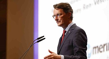 Bakan Şimşek: "2026 yılında tekrar tek haneli enflasyona dönmüş olacağız"