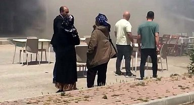 Balıkçı restoranları alev aldı