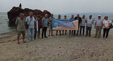 Balıkesir'de çevreciler kıyı işgallerine tepki gösterdi