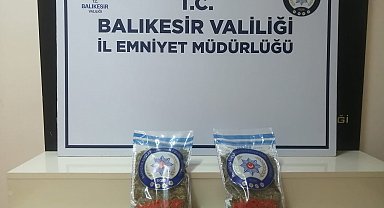 Balıkesir'de uyuşturucu ticareti yapan 2 şüpheli yakalandı