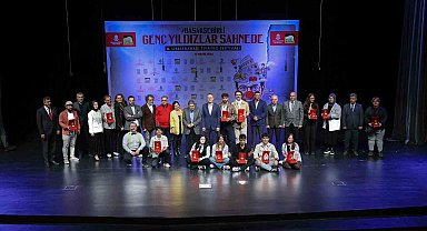 Başakşehir Liseler Arası Tiyatro Festivali'nde final heyecanı