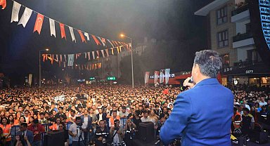Başkan Aras: "Cumhuriyetimiz ve ülkemiz siz gençlere emanet"