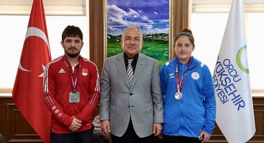 Başkan Güler, başarılı sporcuların hedefini 'Avrupa ve Dünya şampiyonluğu' olarak belirledi