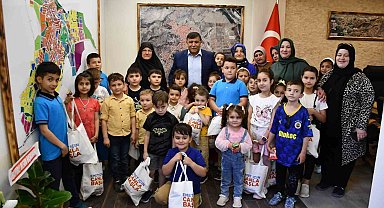 Başkan Koca, 10 yaşına gelen "Hoş geldin bebekleri" ile buluştu