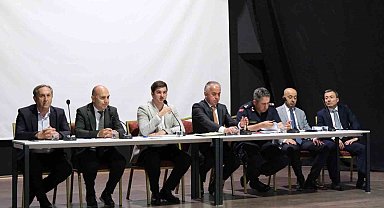 Başkan Mandalinci muhtarlarla buluştu