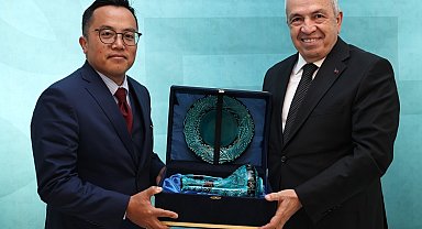 Başkan Özdemir'den dijital alanda iş birliği mesajı