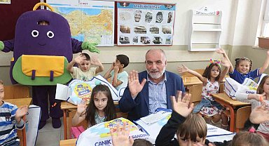Başkan Sandıkçı: "Öğrencilerimize yıllık 28 milyon TL destek sağlıyoruz"