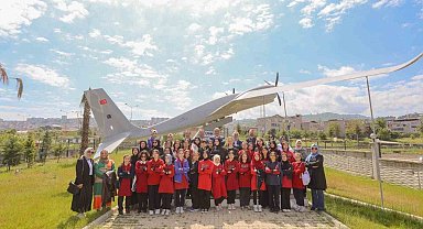 Başkan Sandıkçı: "Öğrencilerimizin deneyim kazanmalarını sağlıyoruz"