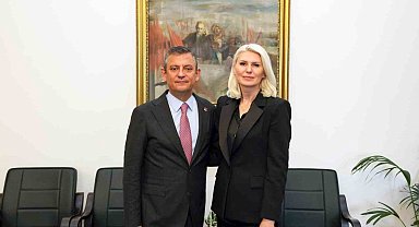 Başkan Subaşı, CHP Genel Başkanı Özel ile bir araya geldi