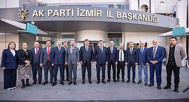 Başkan Tugay AK Parti İl Başkanlığı ziyaretinde iş birliği mesajı verdi