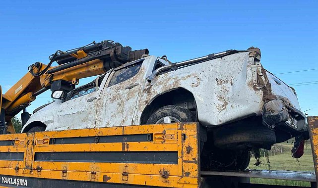 Başkentte pikap dereye uçtu: 1 ölü, 3 yaralı