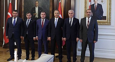 Bayburt il protokolü İçişleri Bakanı Yerlikaya ile görüştü
