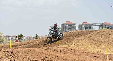 Bekir Yunus Uçar: "Türkiye Motokros etabının açılışını dünyanın en güzel motokros parkuru olan Afyonkarahisar'da açtık"