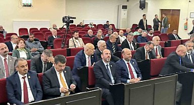 Belediye meclisinde 5 madde komisyona gönderildi