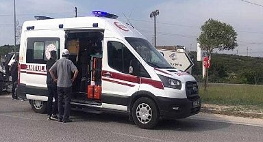 Bilecik'te motosiklete yardım etmek için duran sürücü durduğuna pişman oldu