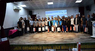 Bilgi yarışmasının bölge finalleri Salihli'de yapıldı