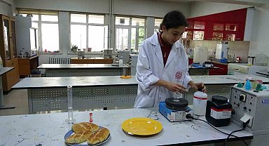 Bitki özlerinden ekmekte küflenmeyi geciktirecek katkı maddesi ürettiler