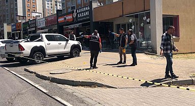 Boşanma aşamasında olduğu eşine kurşun yağdırdı