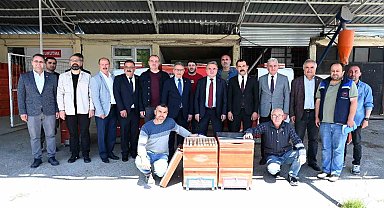 Bozüyük'te arıcılara yüzde 50 hibe destekli 158 arı kovanı dağıtıldı