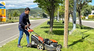 Bozüyük'te yeşil alanlarda çalışmalar devam ediyor