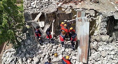 Bu deprem tatbikatı gerçeğinden farksızdı