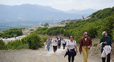 Burdur'da dünyaca ünlü Kibyra Antik Kenti eteklerinde doğa yürüyüşü