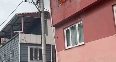 Bursa'da ev alev alev yandı