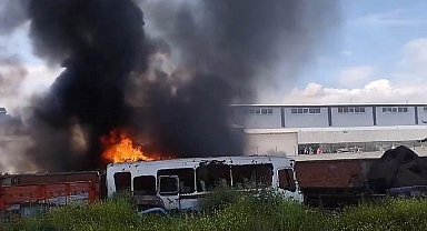 Bursa'da geri dönüşüm tesisinde yangın