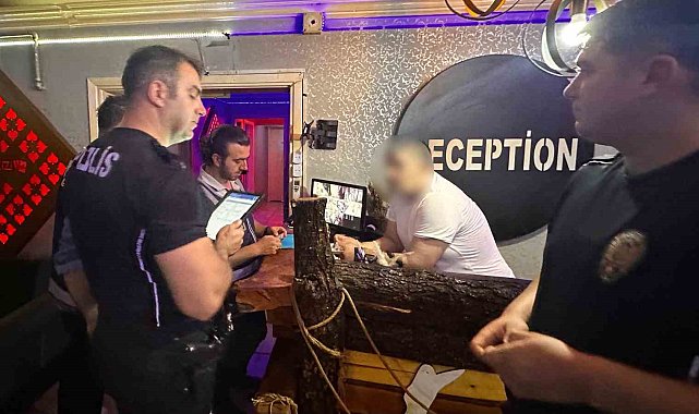 Bursa'da masaj salonlarına şok baskın
