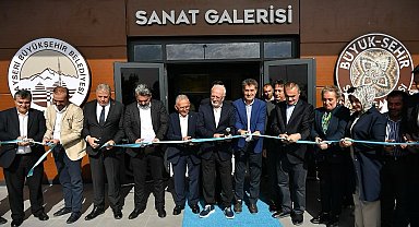 Büyük Sanat Galerisi açıldı