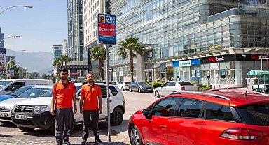 Büyükşehir 'ücretsiz otopark' alanlarında görev başında