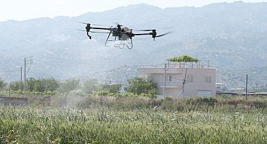 Büyükşehir'den ücretsiz drone ile gübreleme hizmeti