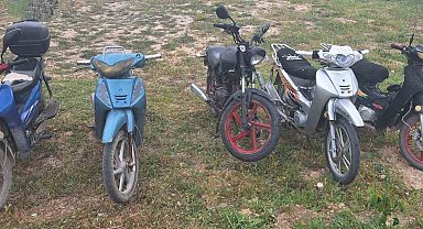 Çalınan motosikletleri polis buldu