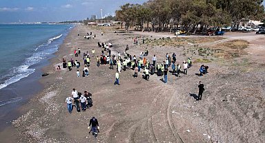 Caretta carettaların yumurtlama alanlarından Kazanlı sahili temizlendi