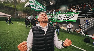 Çayelispor Teknik Direktörü Şevki Tonyalı: "Birlik ve beraberlik içerisinde hak ettiğimiz yere geldik"