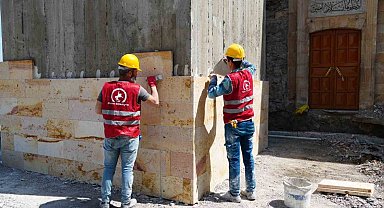 Cedidiye Cami meydanla bütünleşiyor