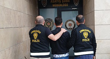 Çeşitli suçlardan aranan 2 şahıs polis tarafından yakalandı