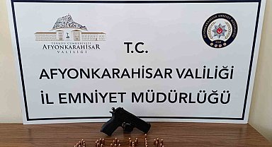 Cezaevinden çıkan şahıs karısını tehdit ederek aracını çalınca tekrar hapse girdi