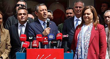 CHP Genel Başkanı Özgür Özel'den belediye başkanları ve partililere uyarı: