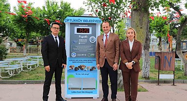 Çiftlikköy'de patili dostlara otomat