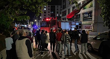 Çorlu'da ev yangını: Mahsur kalan vatandaşlar itfaiye ekiplerince tahliye edildi