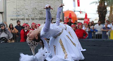 Coşkulu gençlik festivali