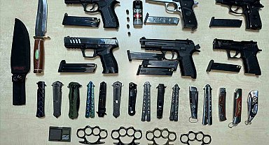 Çukurova polisi 36 silah ele geçirirken 251 suçluyu yakaladı