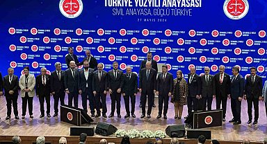 Cumhurbaşkanı Erdoğan: "Çerçevesini darbecilerin çizdiği sorunlu anayasa ile yola devam edemeyiz"